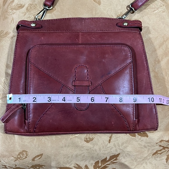 Born Crossbody - Picture 8 of 11